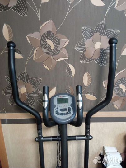 Эллиптический тренажер