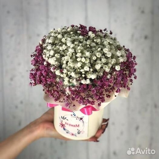 Гипсофилы в шляпной коробке