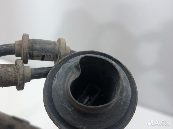 Датчик ABS задний правый Мерседес 2205400517