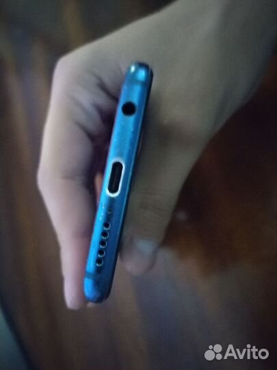 HONOR 10, 4/128 ГБ