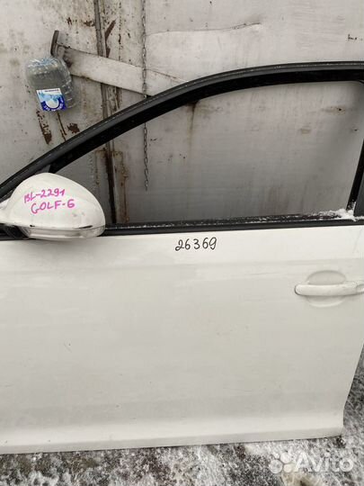 Дверь передняя левая Volkswagen Jetta 5