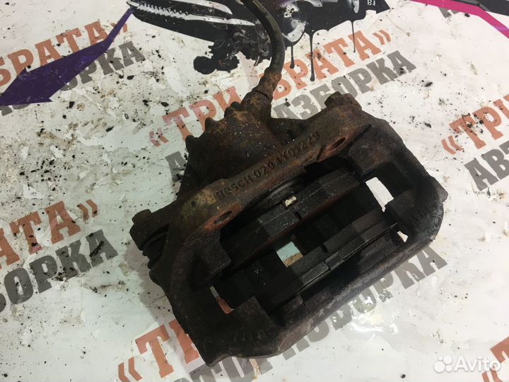 Пежо 206 Суппорт передний Прав