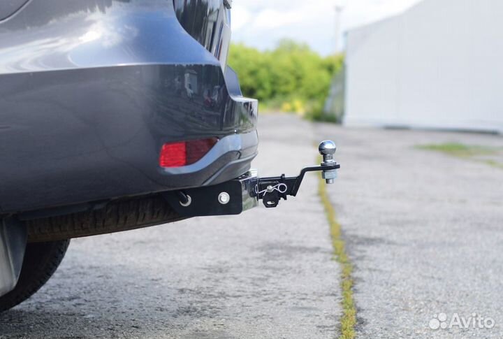 Фаркоп Тойота (Toyota) Fortuner 2016, с хромиров