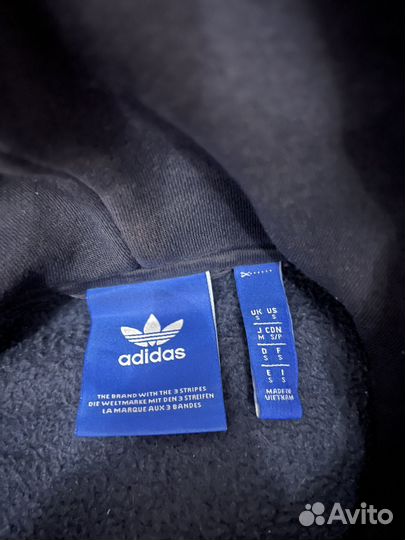 Толстовка adidas