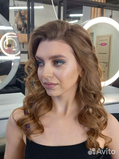 Локоны и макияж