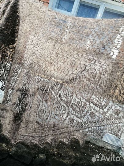 Косынка из козьего пуха