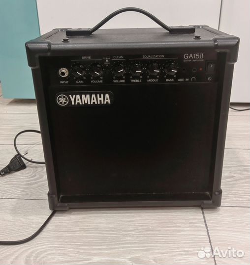 Комбоусилитель Yamaha GA15II