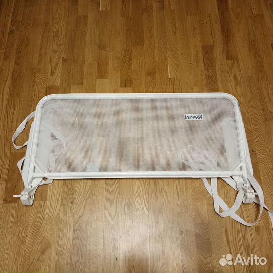 Бортик фирмы brevi для детской кроватки