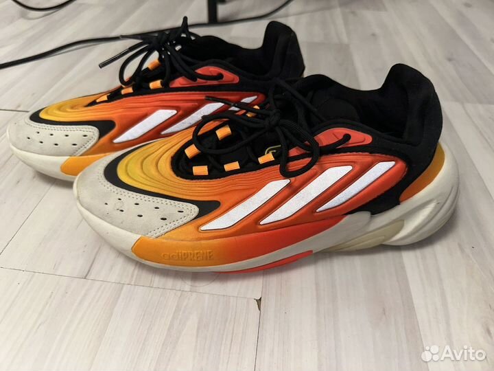 Кроссовки adidas оригинал