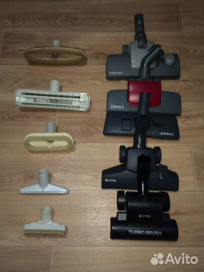 Шланги, трубки и щетки к пылесосам