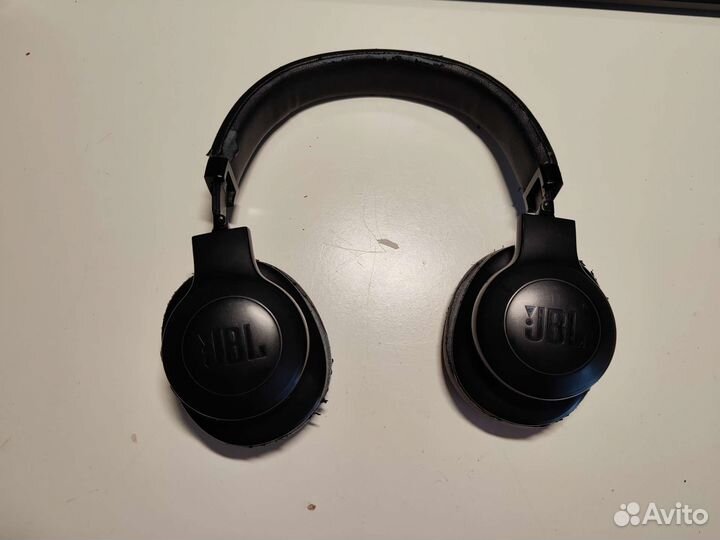 JBL E500BT