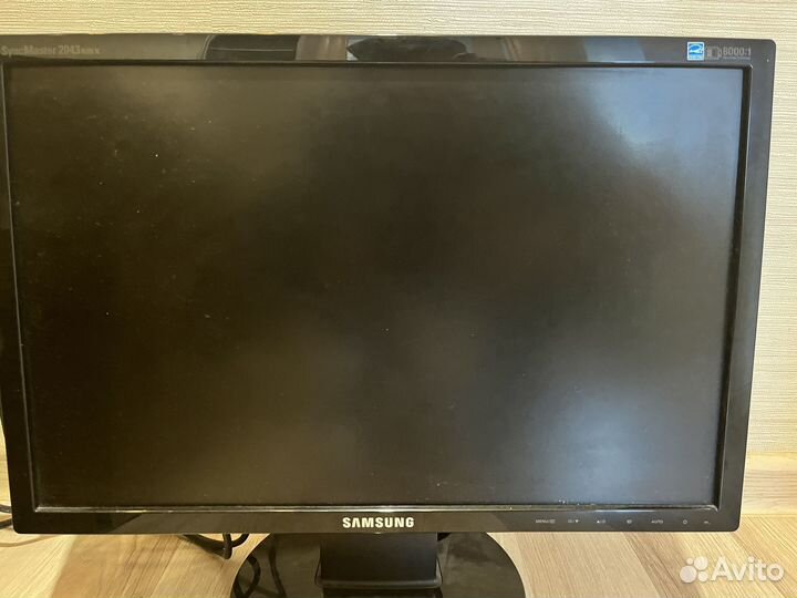Монитор Samsung