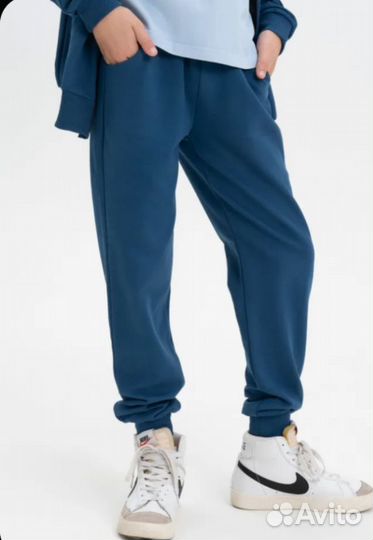 Новый Спортивный костюм на мальчика 140