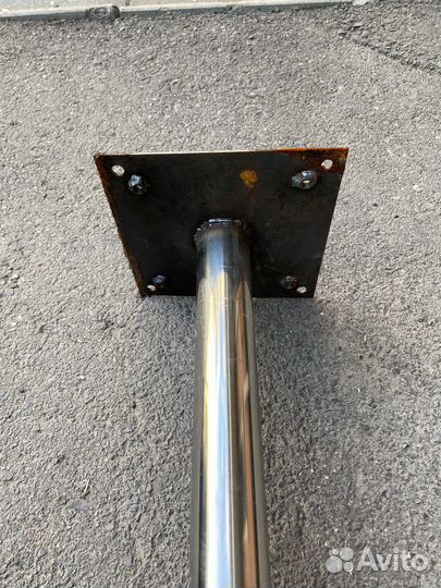 Хромированная труба опора