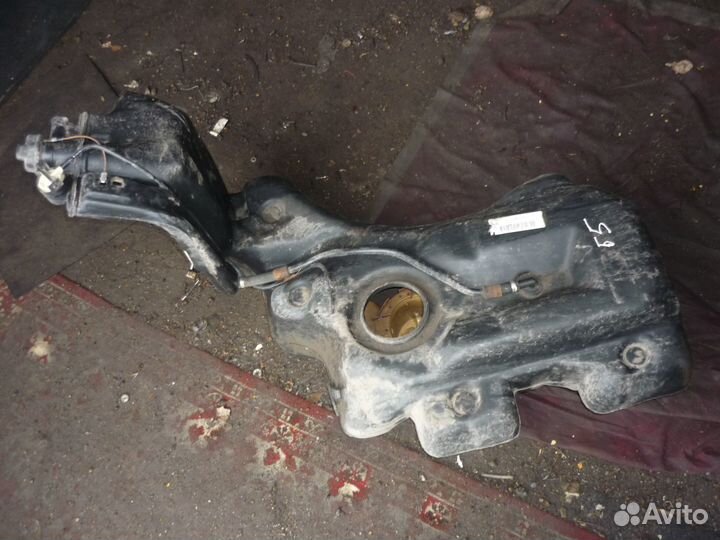 Топливный бак Фольцваген Пассат Б5