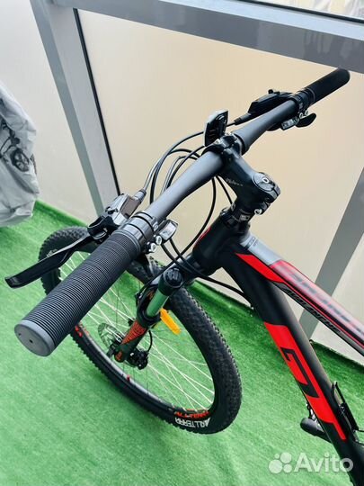 Велосипед GT Avalanche Sport