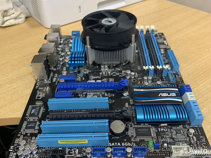 Материнская плата asus pbp67+Intel i5 2500