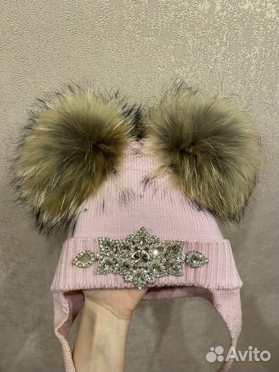 Зимняя шапка на девочку и перчатки