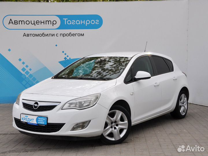 Opel Astra 1.6 МТ, 2012, 205 000 км