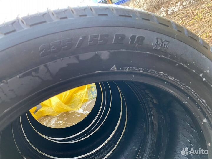 Michelin Latitude Tour HP 235/55 R18