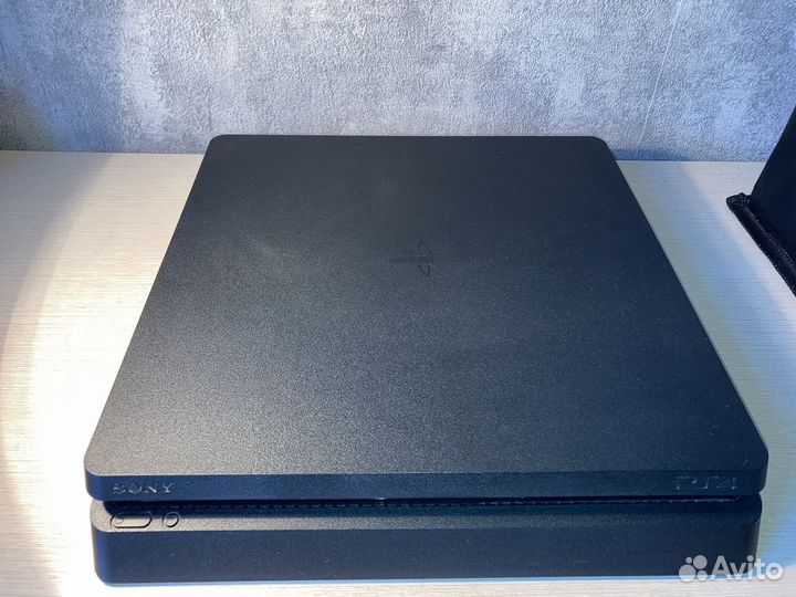 Ps4 slim 1tb