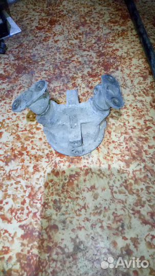 Продам угловой редуктор,под р/рейку гольф2 на луаз