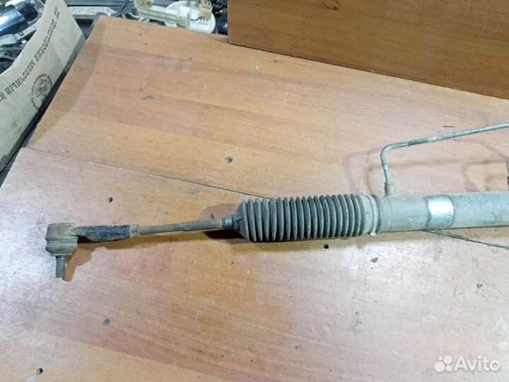 Рулевая рейка Nissan Primera P10 1995