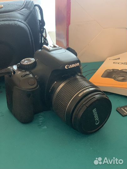 Canon EOS 550D + объектив EF-S 18-55 IS Kit