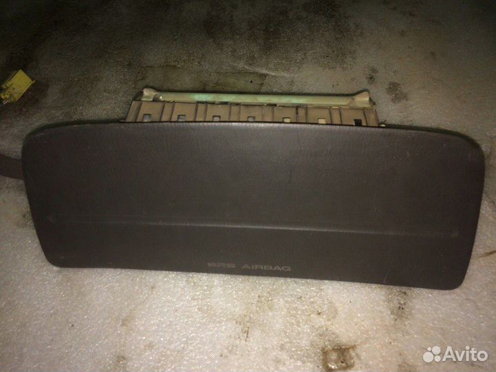 Ниссан Патрол У61 пассажирская подушка безоп