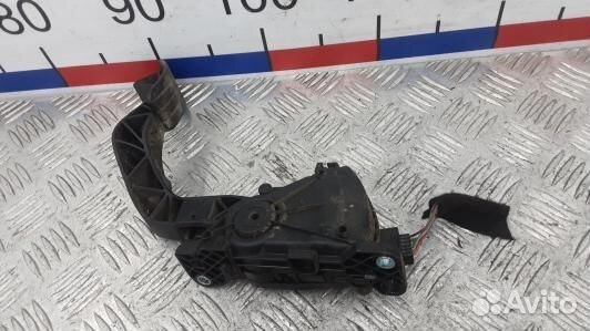 Педаль газа opel movano B (MAD08NW01)