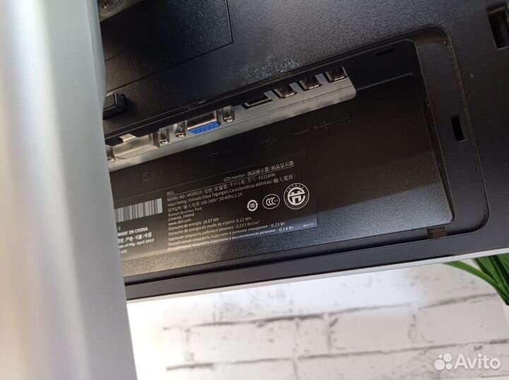Монитор dell P2214HB 22