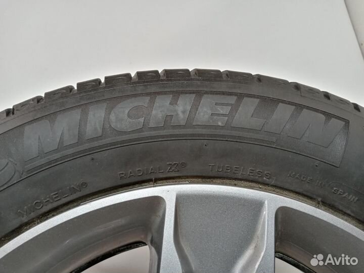 Michelin Primacy HP 215/55 R16
