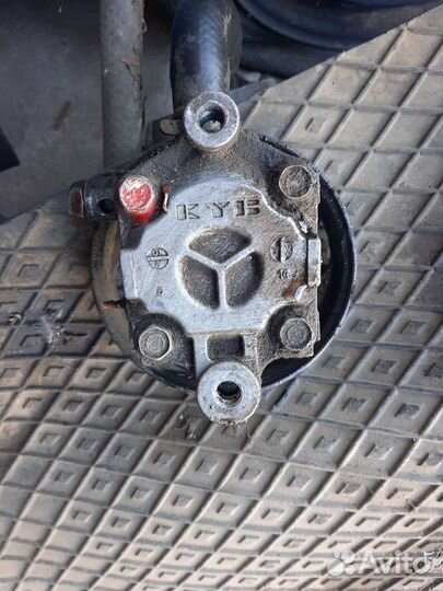 Насос Гур Mitsubishi Mirage Colt Lancer 6