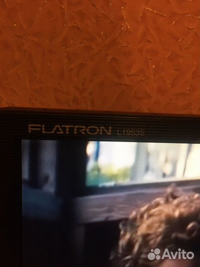 Монитор lg flatron l 1953s