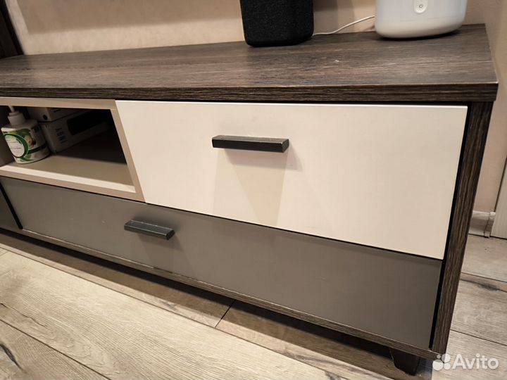 Тумба под тв