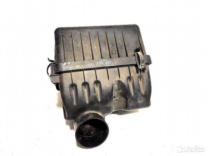 Корпус воздушного фильтра Hyundai Santa Fe