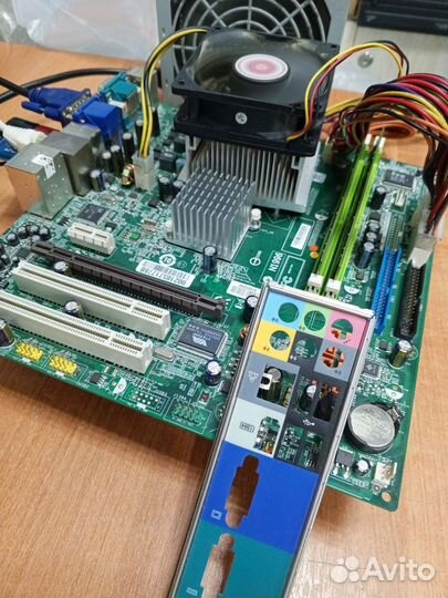 Материнская плата 775 +проц + память