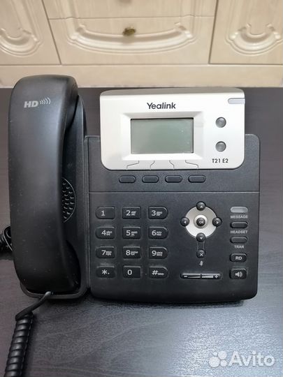 Sip - телефон Yealink t21 e2