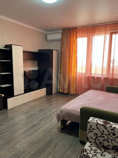 Квартира-студия, 30 м², 16/17 эт.