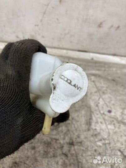 Бачок расширительный Mitsubishi Lancer