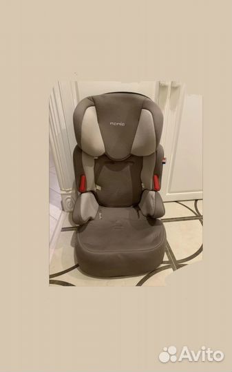 Детское автокресло nanio удобно складывается
