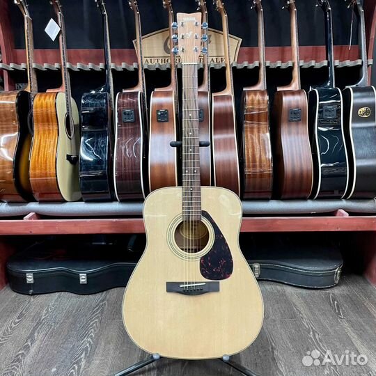 Акустическая гитара Yamaha F370