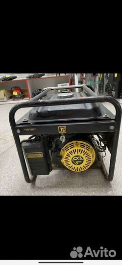 Бензогенератор