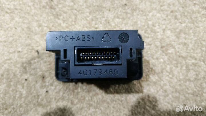 Разъем AUX / USB Land Rover Discovery 4 L319 2011