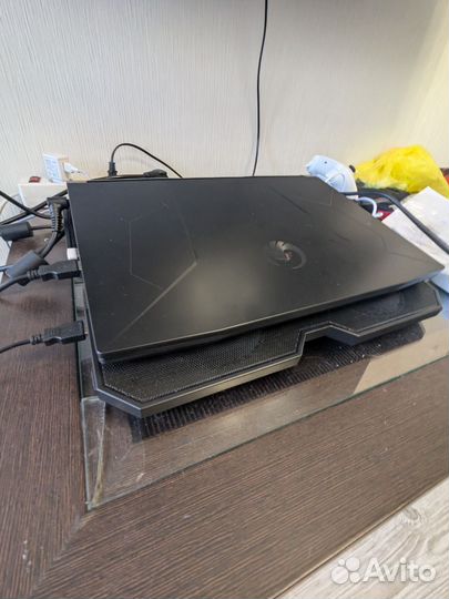 Игровой ноутбук MSI Bravo 15