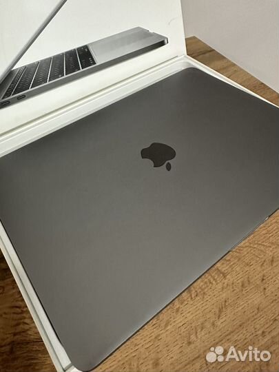 Apple MacBook Pro 13 2017 8/128gb рст