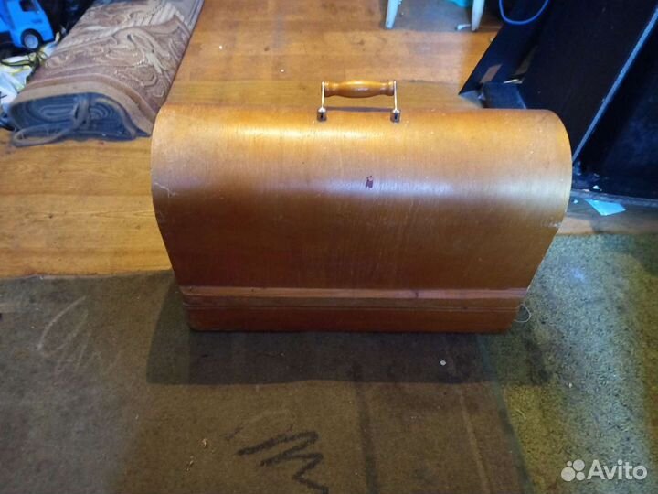 Швейная машина