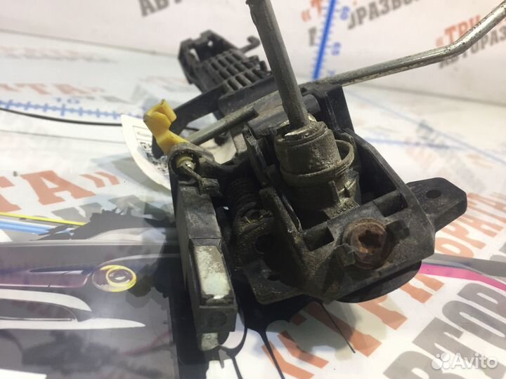 Тойота Камри Ручка наружняя передней двери Лев