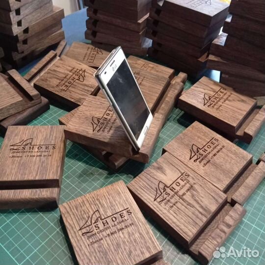 Подставка для телефона настольная