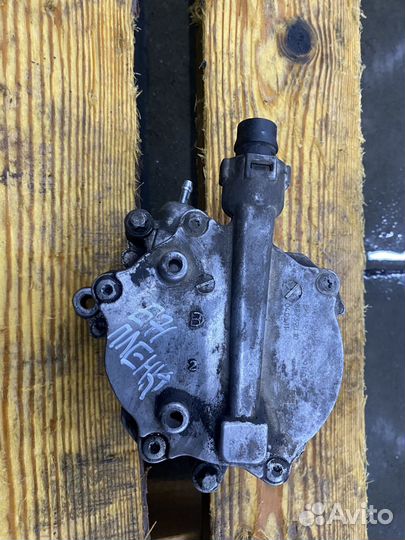 BMW X6 E71 X5 E70 7 F01 Насос вакуумный N63